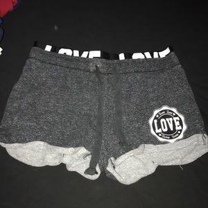 Black and white reflex shorts